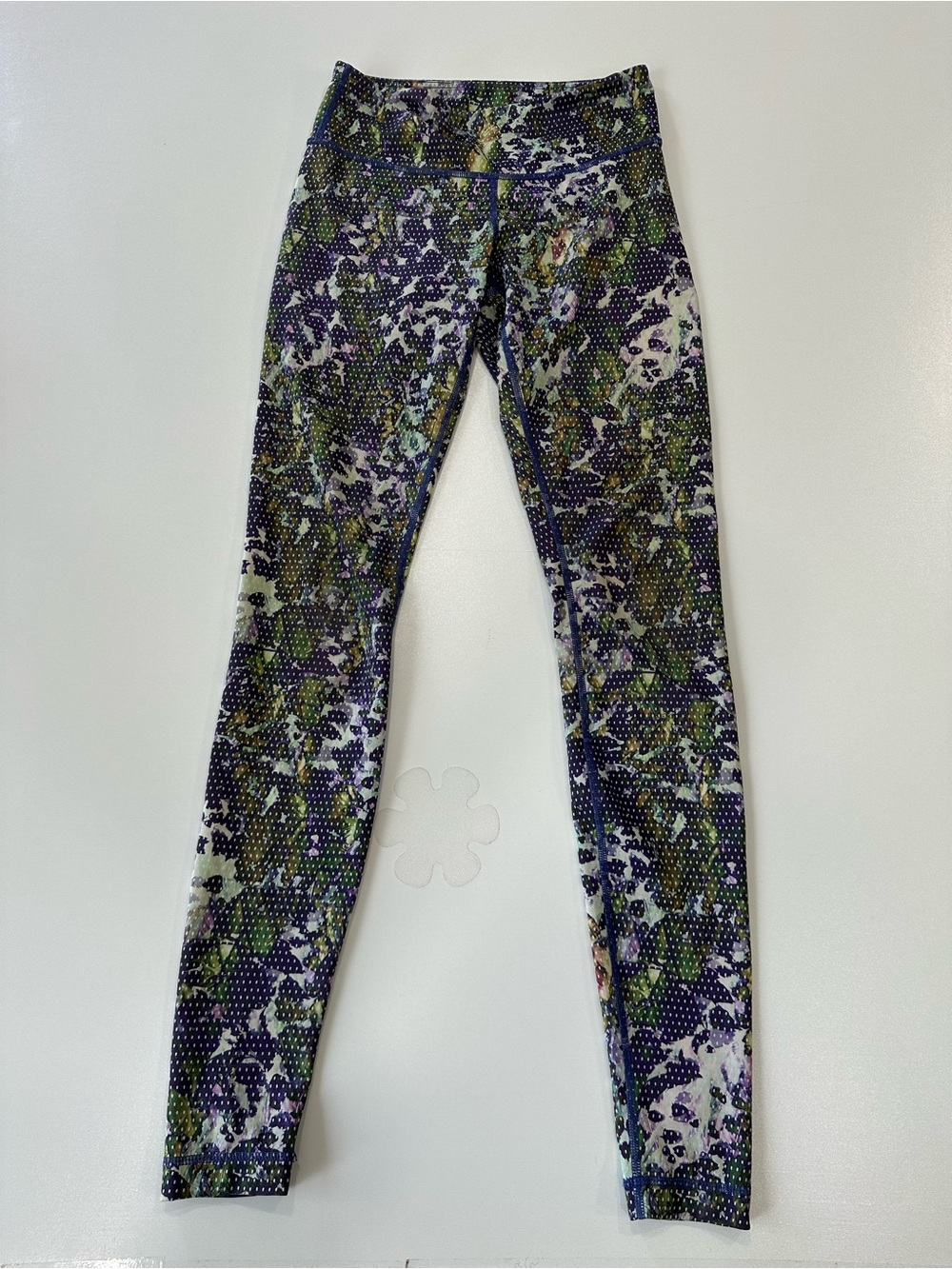 Lululemon Wunder Under Women's Size 4 Floral Dot Purple Floral Leggings